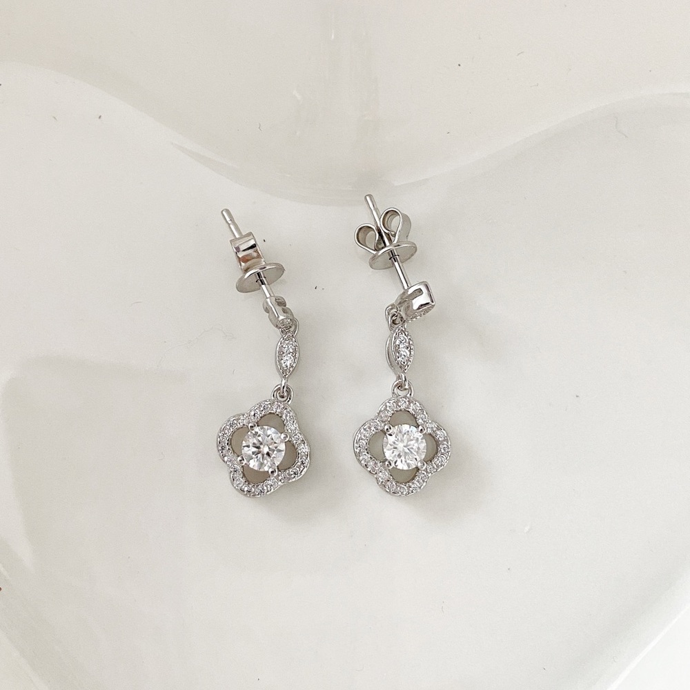 Moissanite diamond drop earrings. Platinum plated